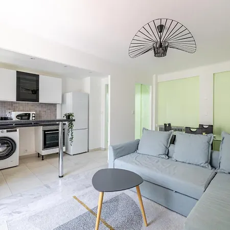 Apartament Cosy 2 Pieces Proche De Tous Commerces *